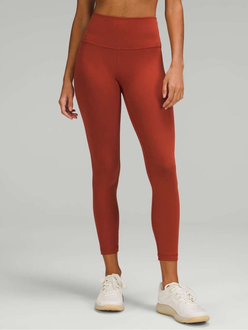 Lululemon Wunder Train High-Rise Tight 25"
Cayenne Orange Everlux Leggings 2